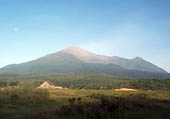 Le mont Mru dans le Parc National Arusha